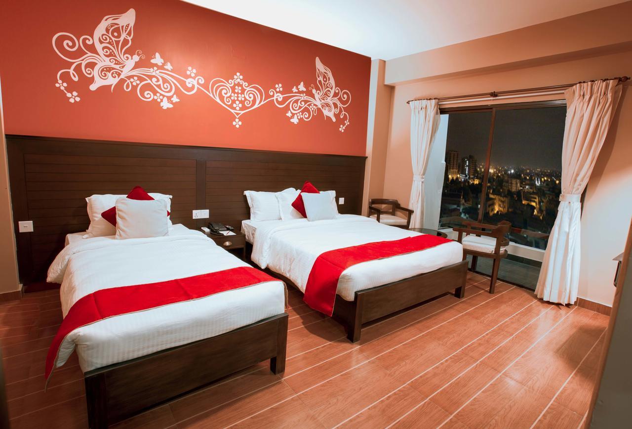 Hotel City Park Pokhara Extérieur photo