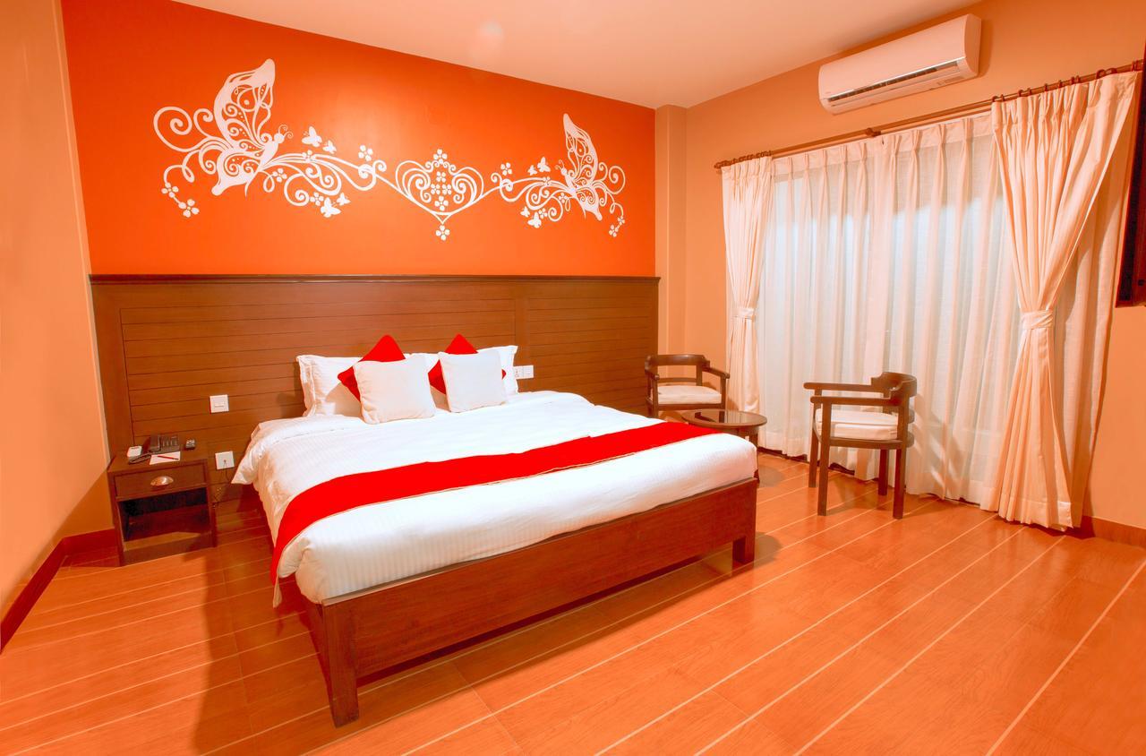 Hotel City Park Pokhara Extérieur photo